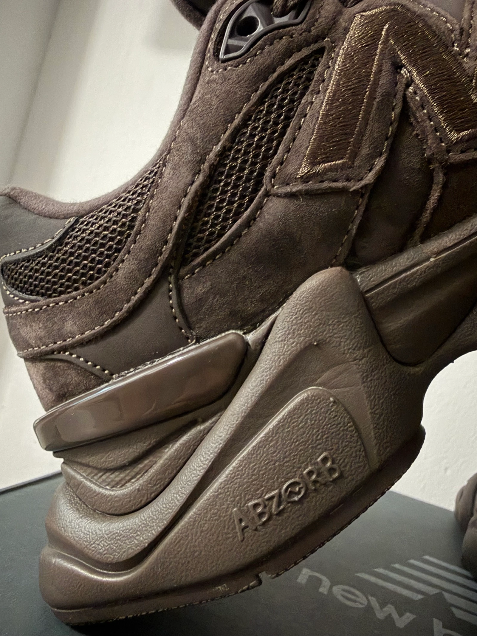 New Balance 9060, Chocolate Brown – photo 7